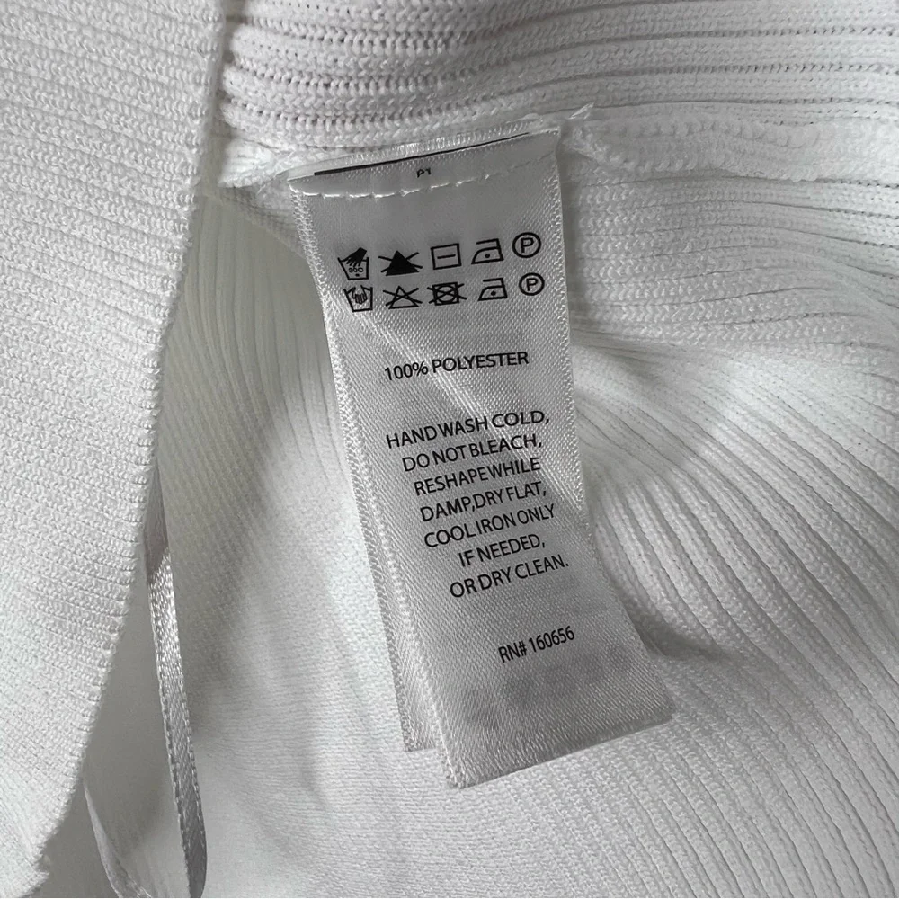 Sincerely Jules Racer Tank - Picture 4 of 4